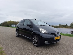 Toyota Aygo - 1.0-12V Dynamic Navigator. AIRCO. 5 DEURS
