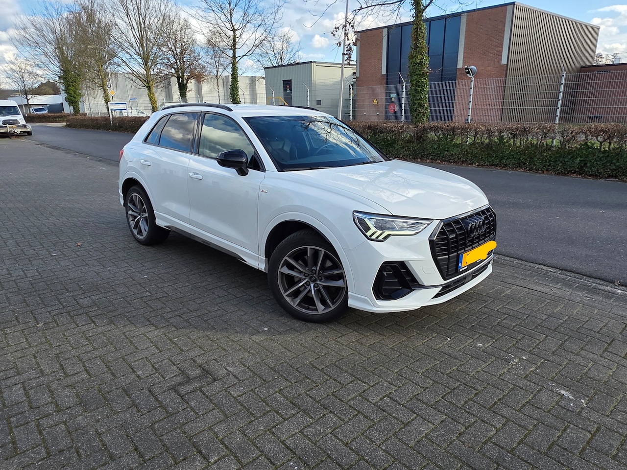 Audi Q3 - 40 TFSI quattro S Line Pro Line S - AutoWereld.nl
