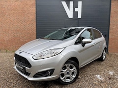 Ford Fiesta - 1.0 Style Ultimate | AIRCO | PDC V+A | NAVI | NIEUWSTAAT |