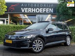 Volkswagen Passat Variant - 1.4 TSI GTE Highline | PANORAMADAK | CARPLAY | KEYLESS | ADAPTIEF | TREKHAAK | PARKEERCAME