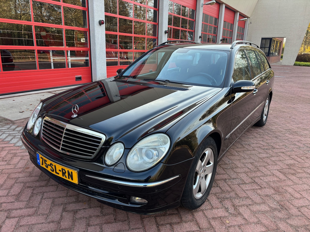 Mercedes-Benz E-klasse Combi - 200 K. Avantgarde brandschade kabelboom / fire damage wiring harness - AutoWereld.nl