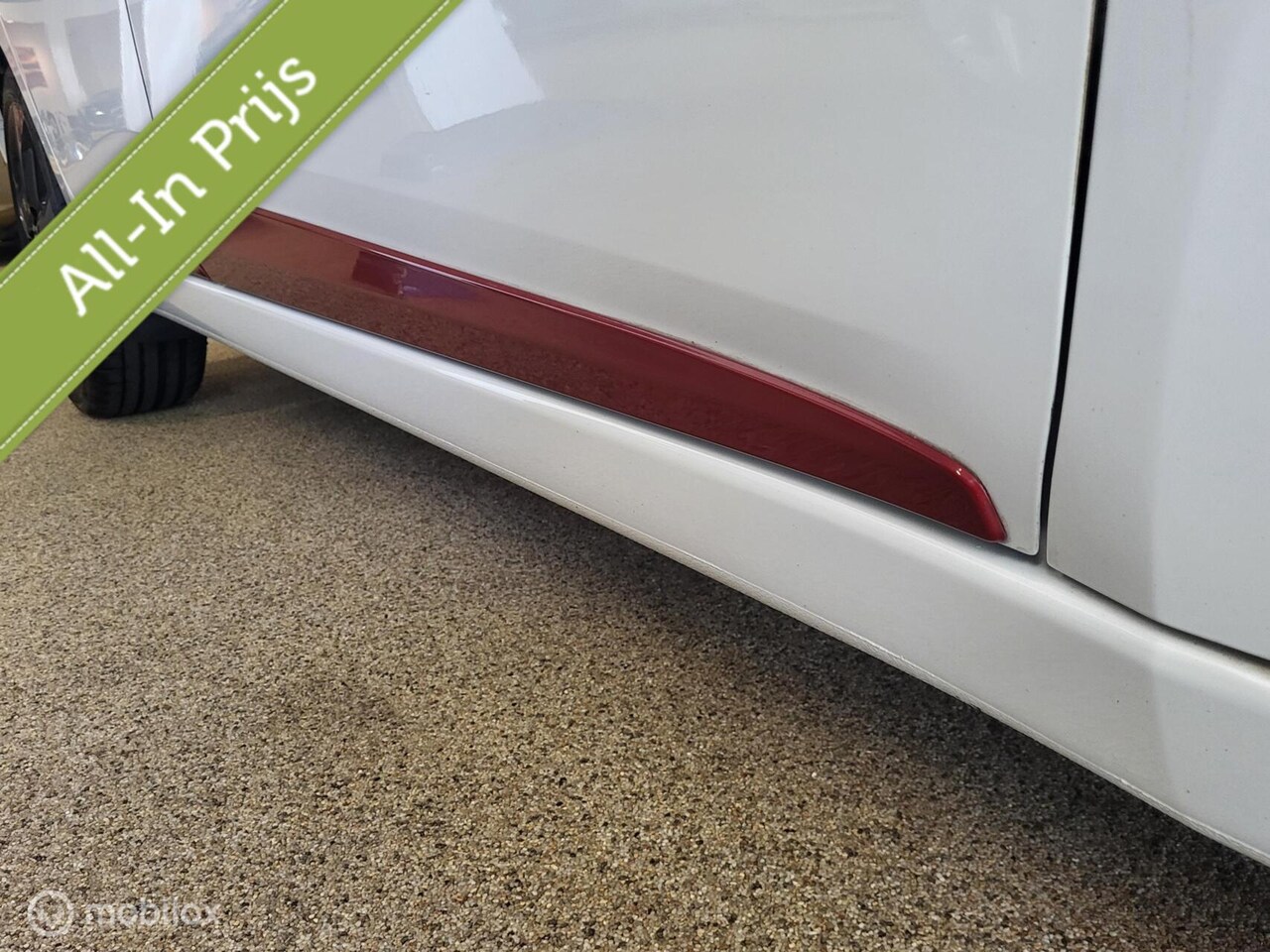 Nissan Micra - 0.9 IG-T N-Connecta N-Line *NL, NAVI, CLIMA, RIJKLAARPRIJS!*