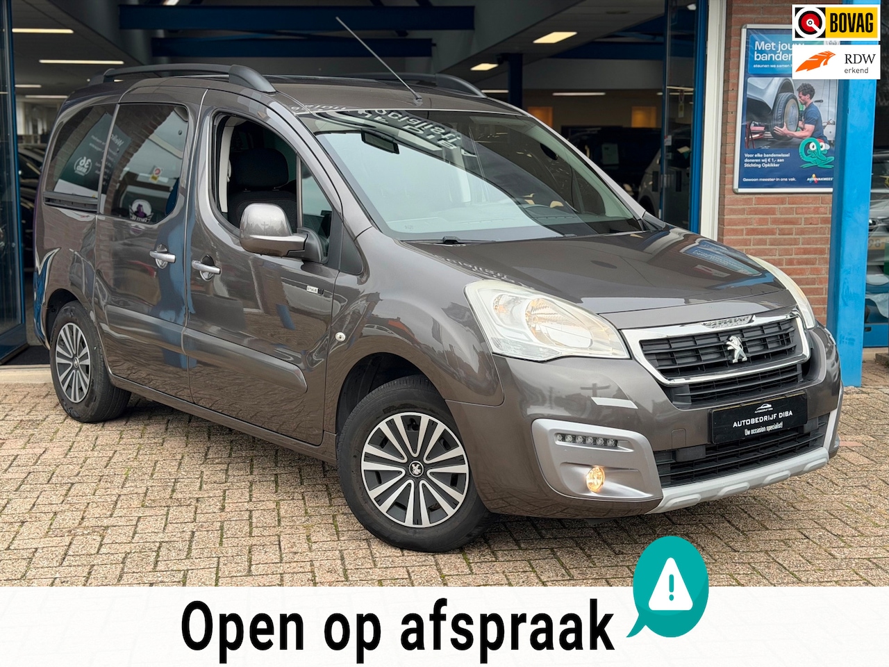 Peugeot Partner Tepee - 1.2 PureTech Active 2017 AIRCO APK NAP - AutoWereld.nl