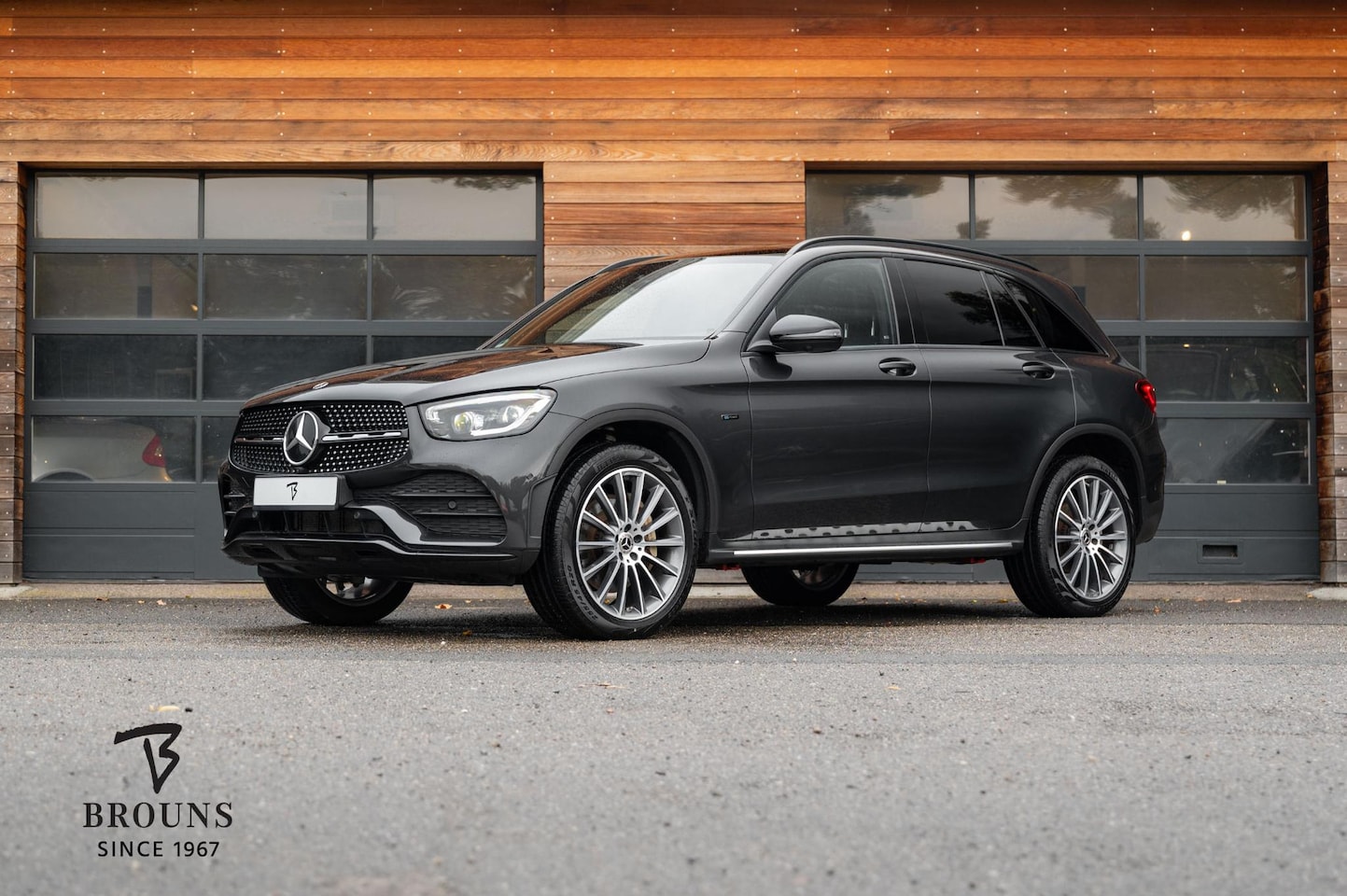 Mercedes-Benz GLC-klasse - 300e 4MATIC AMG |Burmester|Night|HUD|Distr|360|elTrekh| - AutoWereld.nl