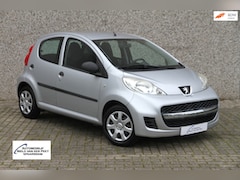 Peugeot 107 - 1.0-12V XR 5 deurs / Slechts 99.668 km. / Stuurbekrachtiging / APK tot 18 oktober 2027