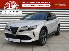 Alfa Romeo Junior - Elettrica Sport Speciale 54 kWh | Led Matrix | Elektrische Kofferklep | Navigatie