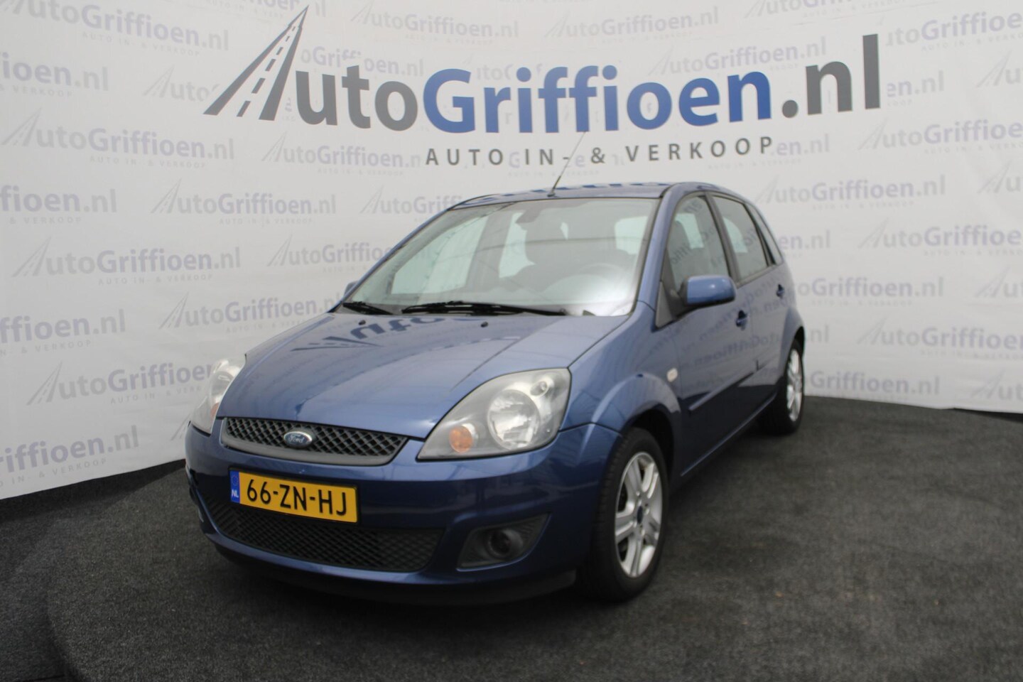 Ford Fiesta - 1.4-16V Futura XL nette 5-deurs met klima - AutoWereld.nl