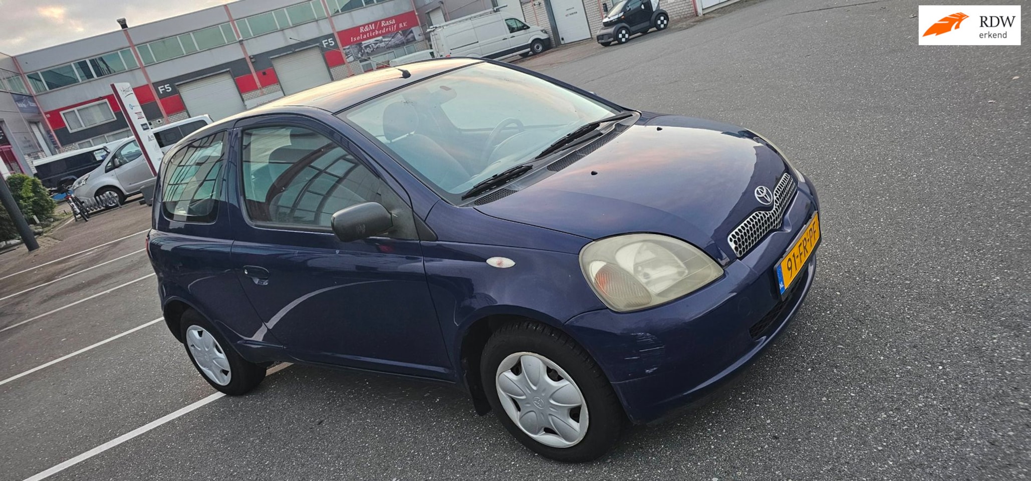 Toyota Yaris - 1.0-16V VVT-i Sol elek pakket - AutoWereld.nl