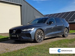 Volvo V60 - 2.0 T8 Plug-in hybrid AWD Plus Dark | Trekhaak | 360 Camera | Memory | Harman/Kardon