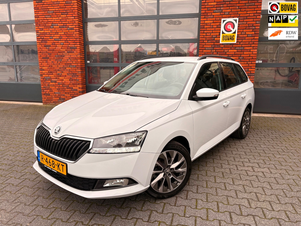 Skoda Fabia Combi - 1.0 TSI Business Edition | Cruise control | Trekhaak - AutoWereld.nl