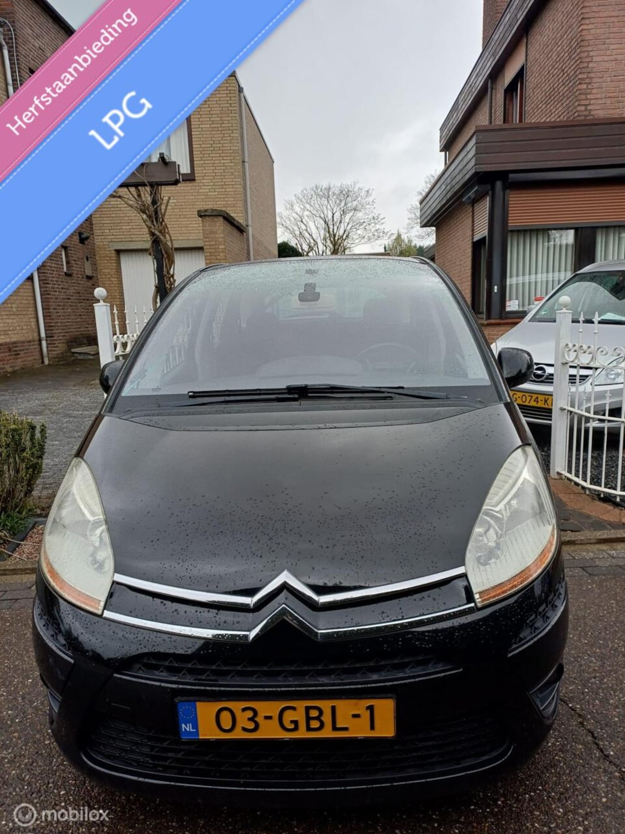 Citroën C4 Picasso - 1.8-16V Ambiance 5p. 1.8-16V Ambiance 5p. - AutoWereld.nl