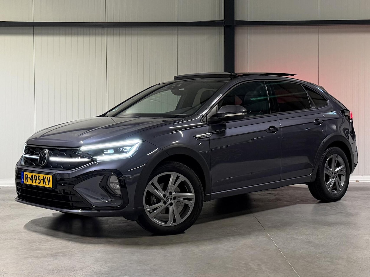 Volkswagen Taigo - 1.0 TSI R-Line Pano Virtual Sfeer Camera - AutoWereld.nl