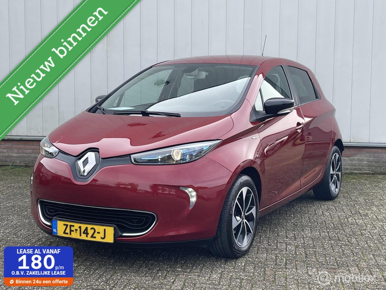 Renault Zoe - R110 BOSE 41 kWh | Koop Accu | 1e Eigenaar | Camera | Half leer | Dealer onderhouden | - AutoWereld.nl