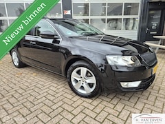 Skoda Octavia Combi - 1.2 NAVI 1E EIGENAAR NAP