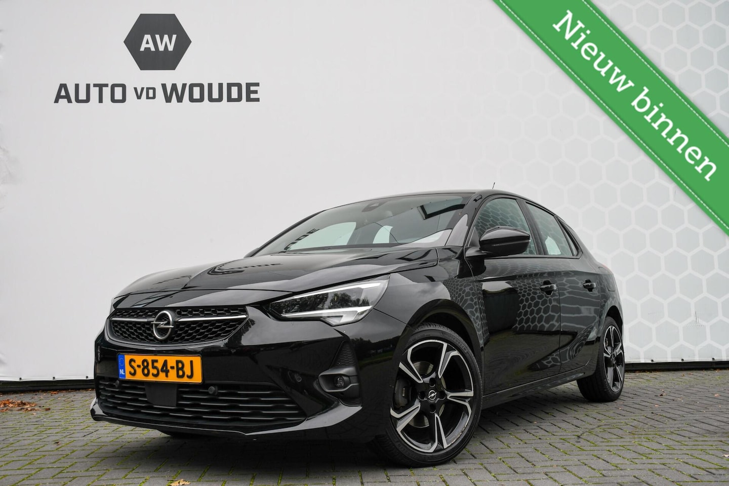 Opel Corsa - 1.2 GS Line Automaat LED Lage KM CarPlay Camera - AutoWereld.nl