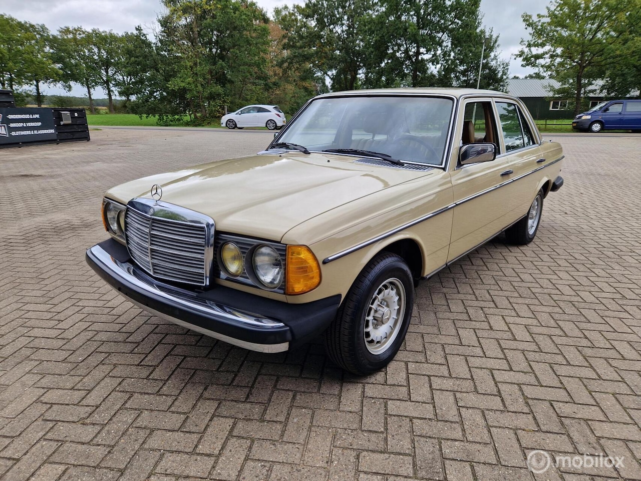 Mercedes-Benz 300-serie - W123 300D turbo diesel 1982 Belastingvrij! - AutoWereld.nl