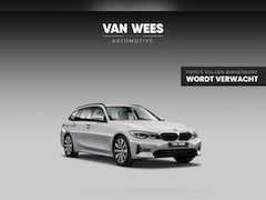 BMW 3-serie Touring - 318i Business Edition | Sport Line | 2e eigenaar | Dealer onderhouden | Active Guard Plus