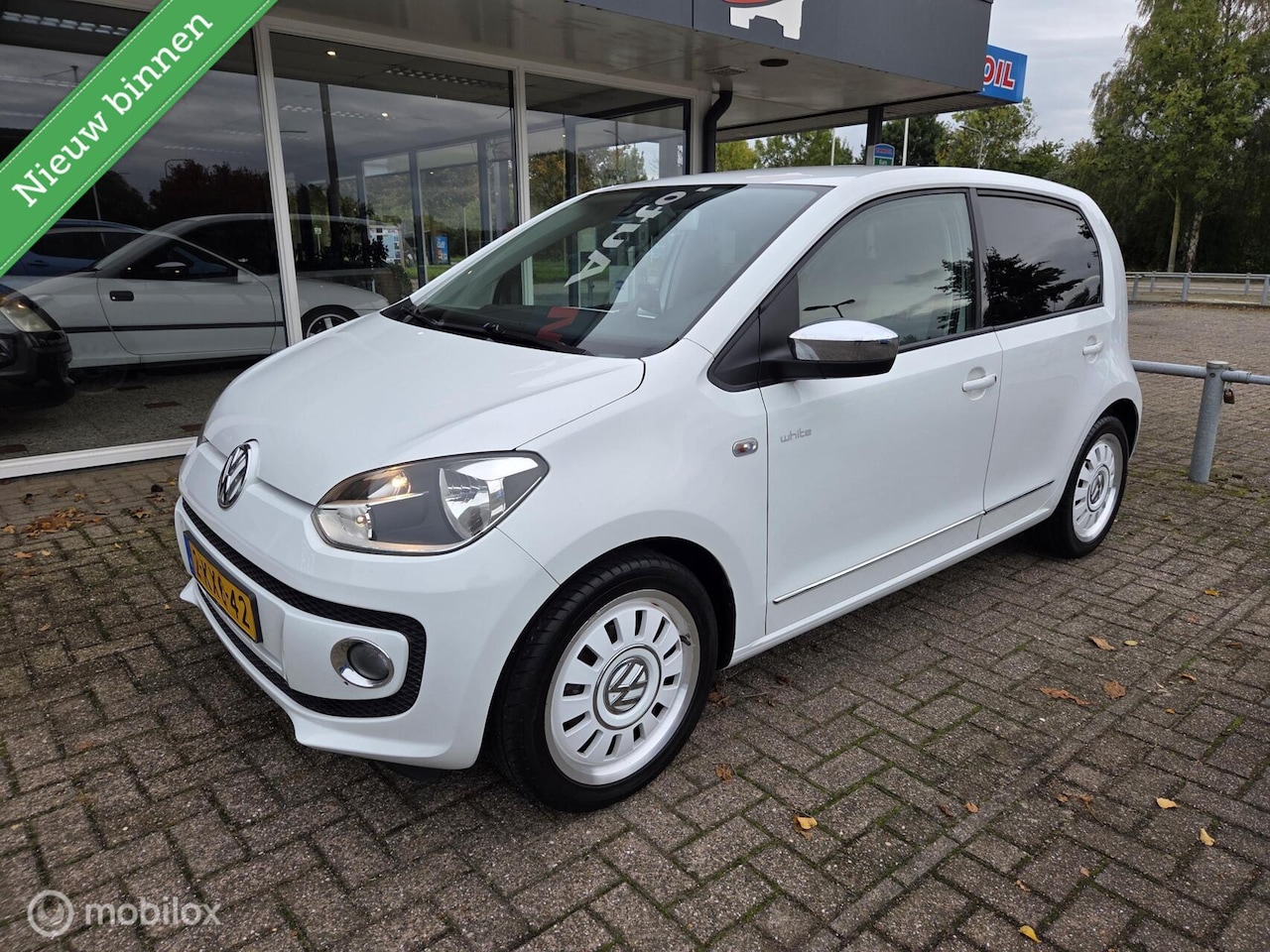 Volkswagen Up! - 1.0 high up! BlueMotion Airco Cruise PDC LMV - AutoWereld.nl