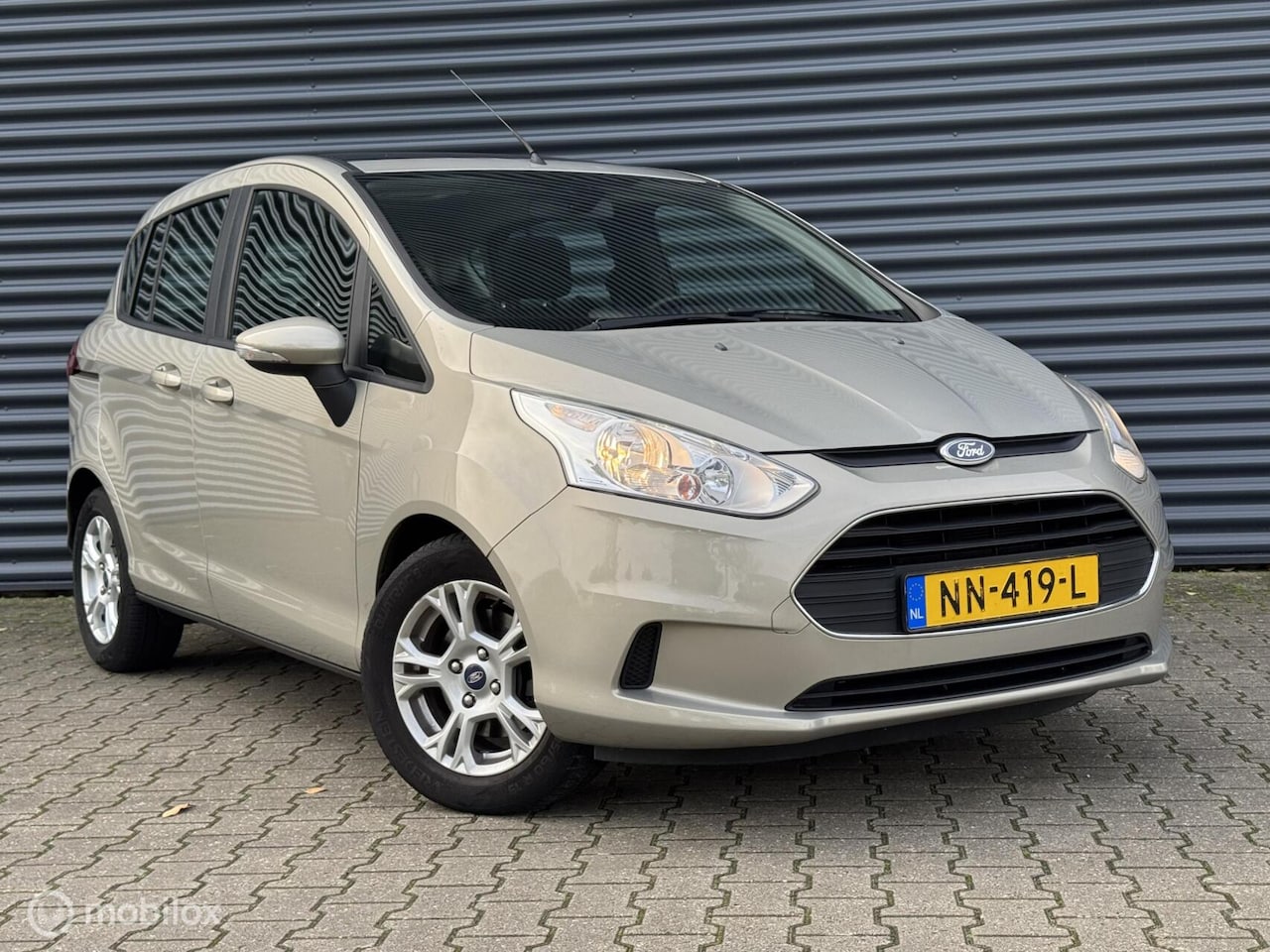 Ford B-Max - 1.6 Titanium | Automaat | panorama | zeer net! - AutoWereld.nl