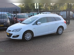 Opel Astra Sports Tourer - 1.6 CDTi Trekhaak, Navigatie 1e Eig