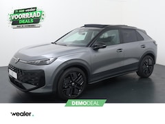 Volkswagen T-Roc - 1.5 eTsi 150pk R-Line First Edition | Panoramadak | LED Matrix | Elektr. achterklep | Harm