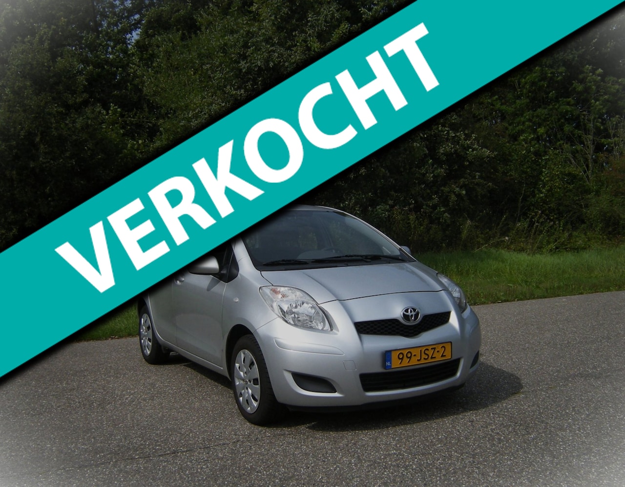 Toyota Yaris - 1.3 VVTi Aspiration . 5 Deurs AUTOMAAT . Airco . enz - AutoWereld.nl