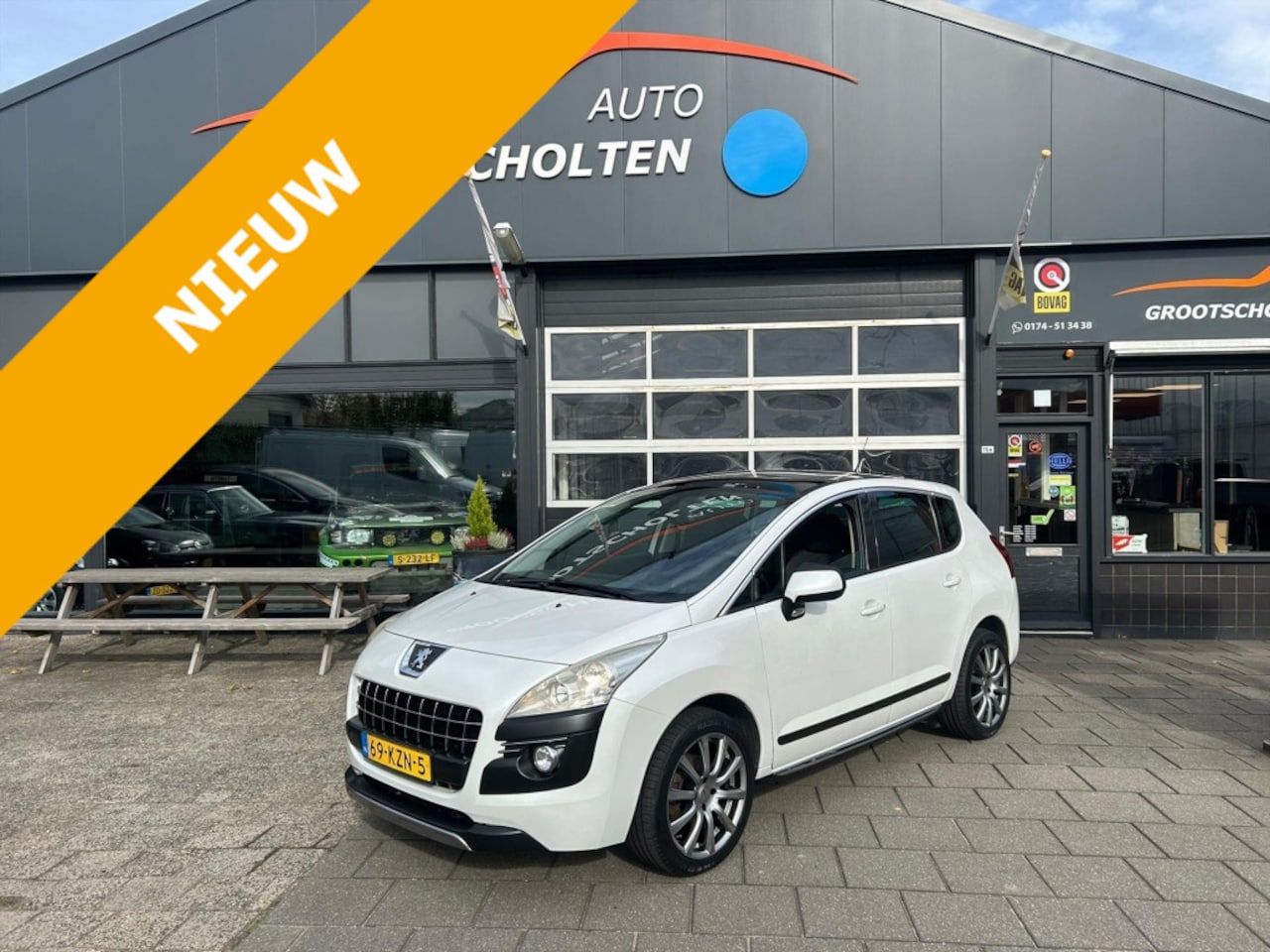 Peugeot 3008 - 1.6 16V VTI Première 4x nieuwe banden !! - AutoWereld.nl
