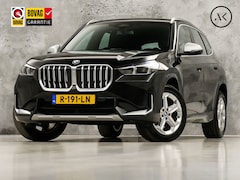BMW X1 - sDrive18i X-Line Automaat (NIEUW MODEL, APPLE CARPLAY, GROOT NAVI, CAMERA, STUUR/STOELVERW