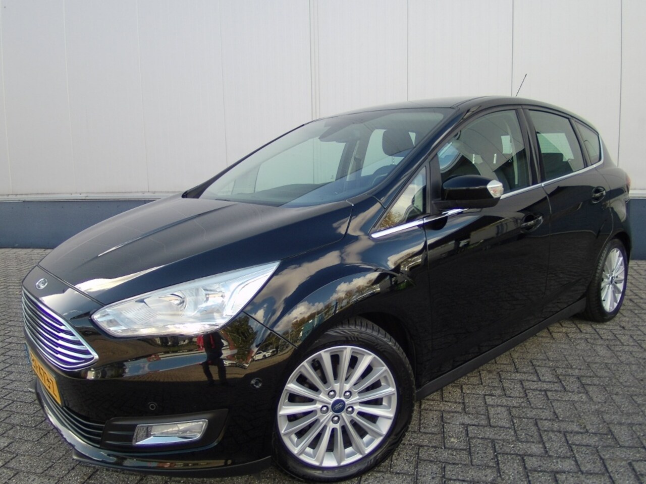 Ford C-Max - 1.0 EcoBoost 125pk Titanium Trekhaak - AutoWereld.nl
