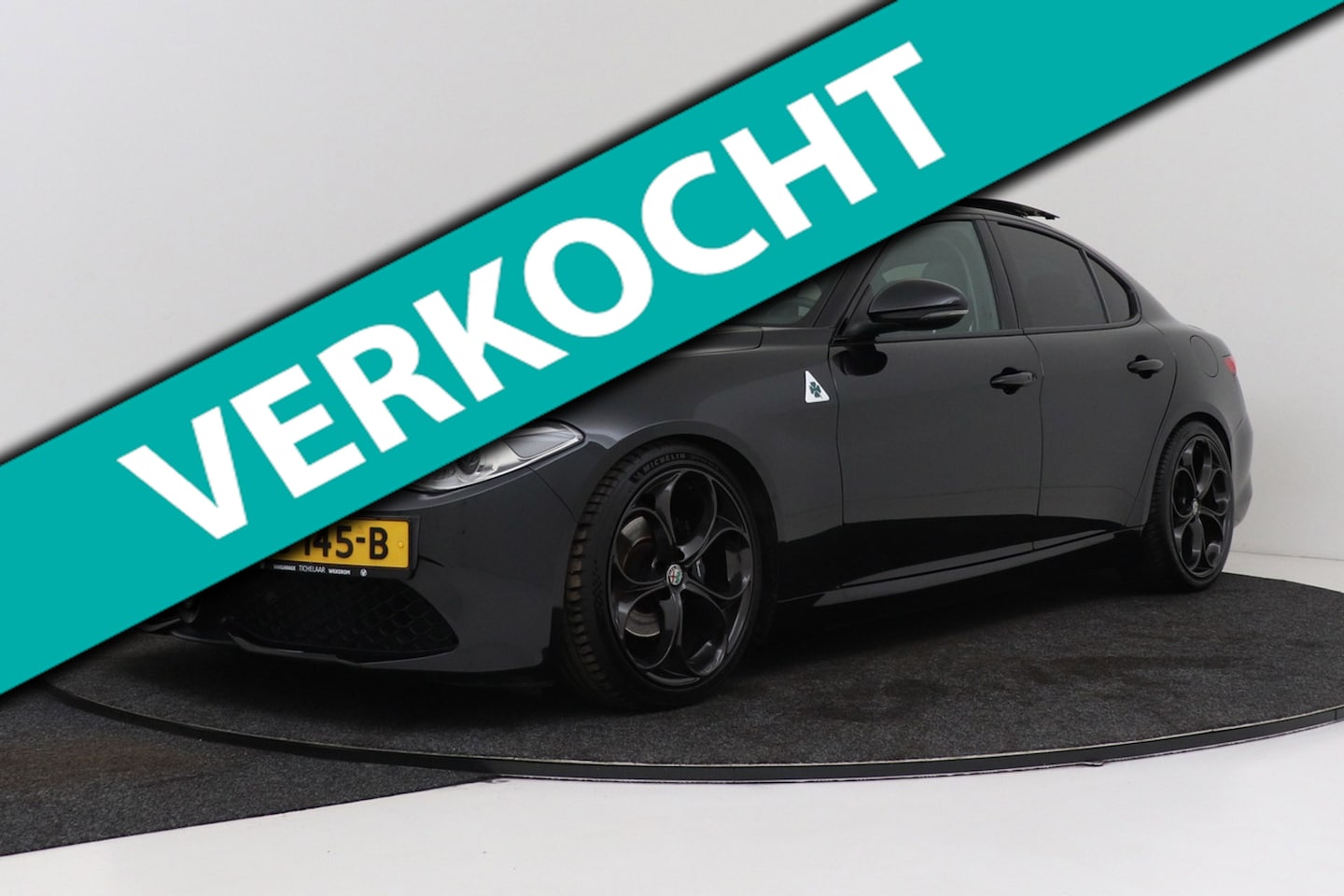 Alfa Romeo Giulia - 2.0T Super | Panoramadak | CarPlay | Org NL | Harman/Kardon | Stuur-/Stoelverwarming | Bre - AutoWereld.nl