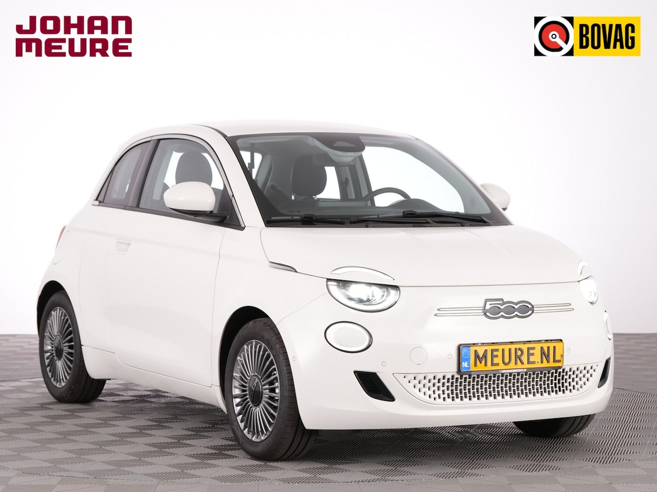 Fiat 500e - Icon Plus 3+1 24 Kwh | Full LED | VELGEN | NAVI | CAMERA | PDC | CARPLAY | Stoelverwarming - AutoWereld.nl