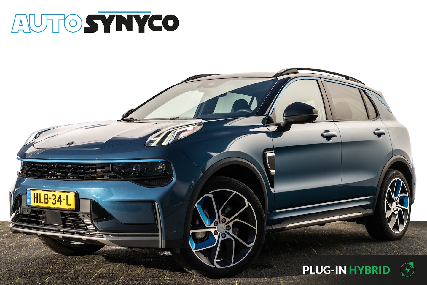 Lynk & Co 01 - 1.5 Plug-in Hybrid 262 Pk | Stuurverwarming | Panoramadak | Zwarte Hemel | 75 km Elektrisc - AutoWereld.nl