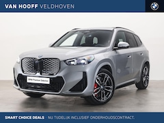 BMW iX1 - eDrive20 M Sport / Panoramadak / Trekhaak / Sportstoelen / M Adaptief onderstel / Head-Up