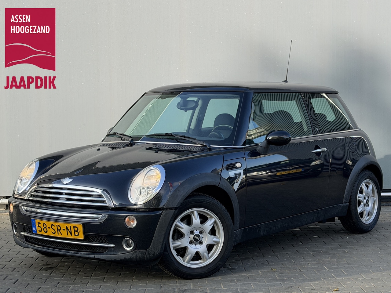 MINI 3-Deurs - BWJ 2006 | 1.6I 90PK One Seven | AIRCO | LICHTMETAAL | EL PAKKET | LEDEREN STUUR | - AutoWereld.nl