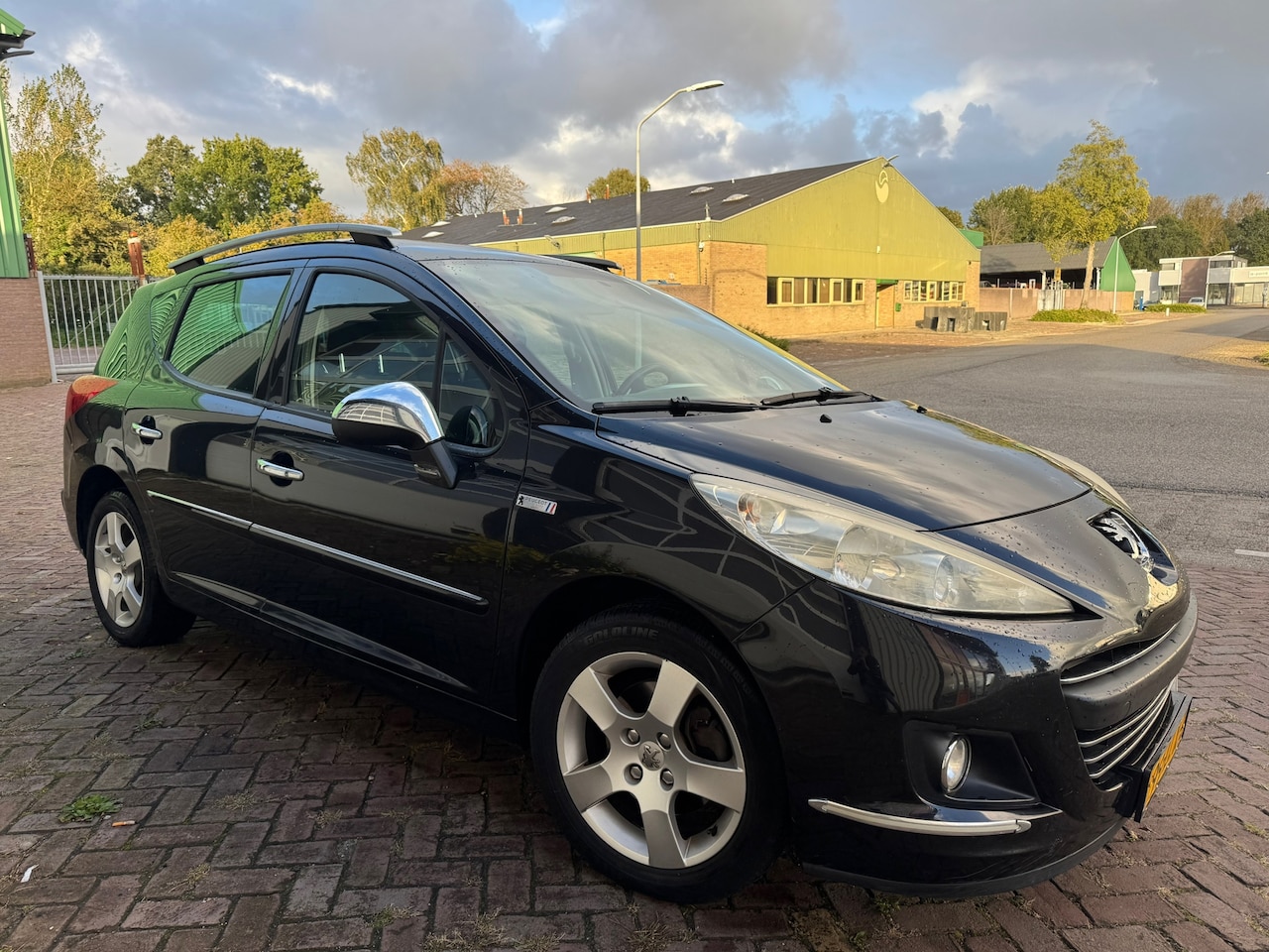 Peugeot 207 SW - 1.4 VTi XS 1.4 VTi XS - AutoWereld.nl