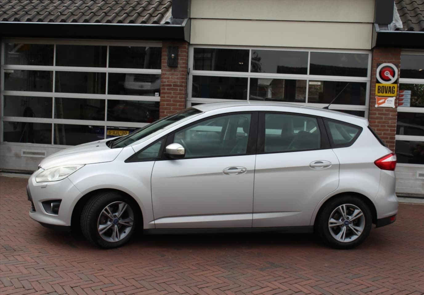 Ford C-Max - 1.0 EcoBoost 100pk Ambiente - AutoWereld.nl