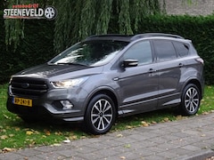 Ford Kuga - 1.5 ST-Line X met Panoramadak en Trekhaak