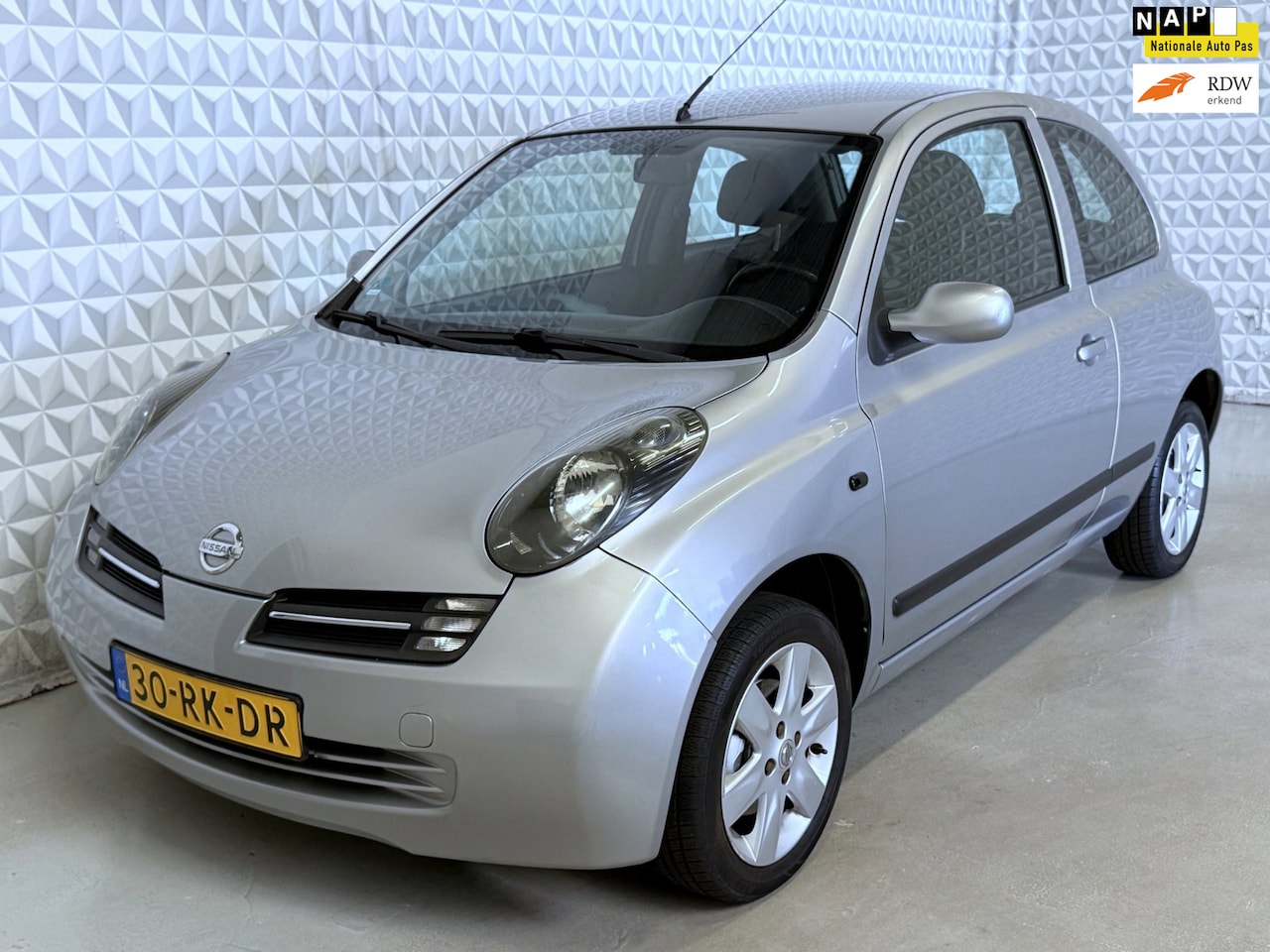 Nissan Micra - 1.2 Forza AIRCO én APK tot 05-2027! 173.000km (2005) - AutoWereld.nl