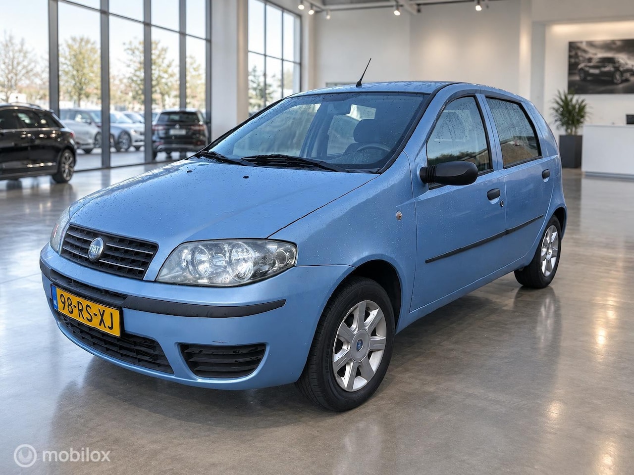 Fiat Punto - 1.2 Navigator Airco Nieuwe APK - AutoWereld.nl