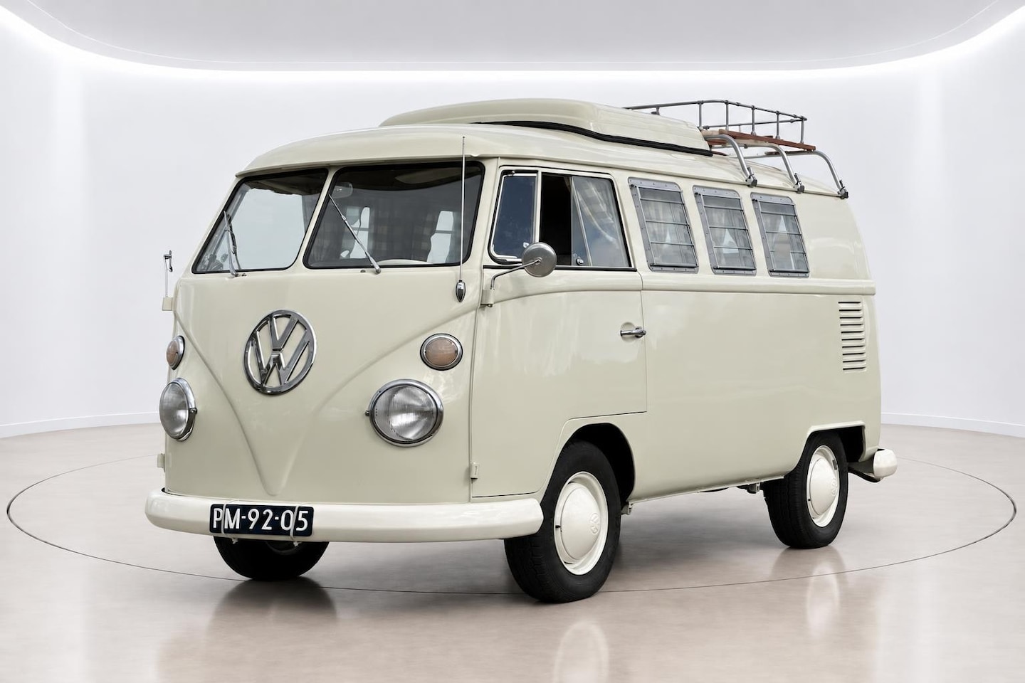 Volkswagen T1 - | Westfalia camper | 1967 | SO42 | | Campmobile | Splitscreen | | Uitmuntende staat | Sta - AutoWereld.nl
