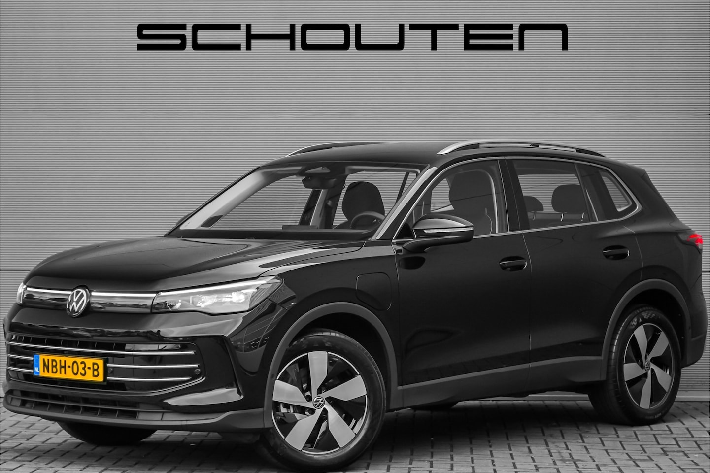 Volkswagen Tiguan - 1.5 eHybrid Elegance ACC Camera H/K Keyless 18" - AutoWereld.nl