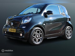 Smart Fortwo - EQ Business Solution 18 kWh, SOH 93%, Leer, Stoelverwarming, Panoramadak, Navi, App connec