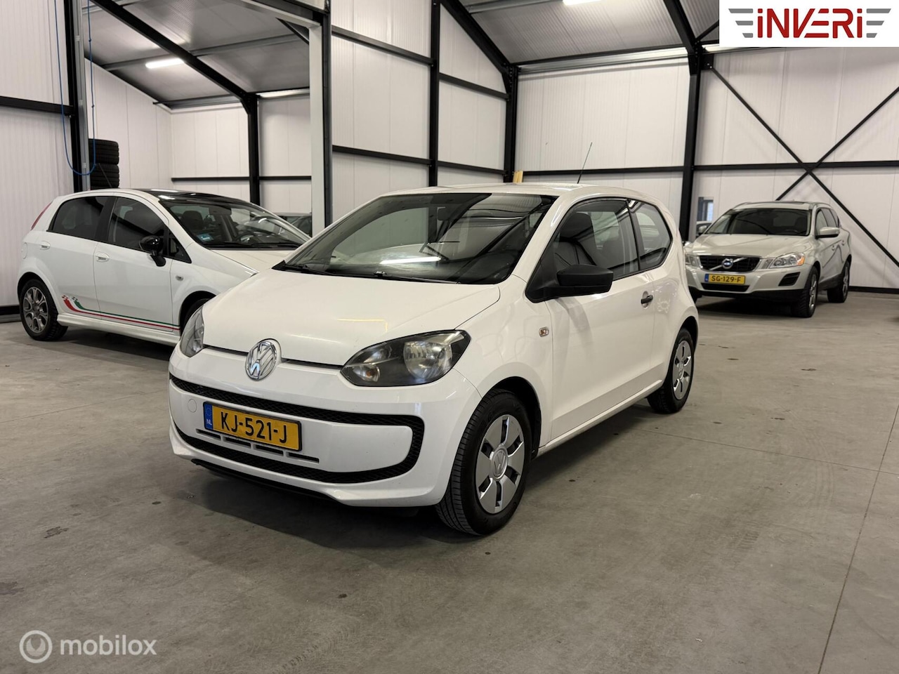 Volkswagen Up! - 1.0 move up! Airco | Trekhaak | inruilkoopje! - AutoWereld.nl