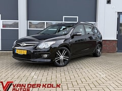 Hyundai i30 CW - 1.4i i-Drive | Half Leder | Trekhaak | Cruise | Climate | Stoelverwarming