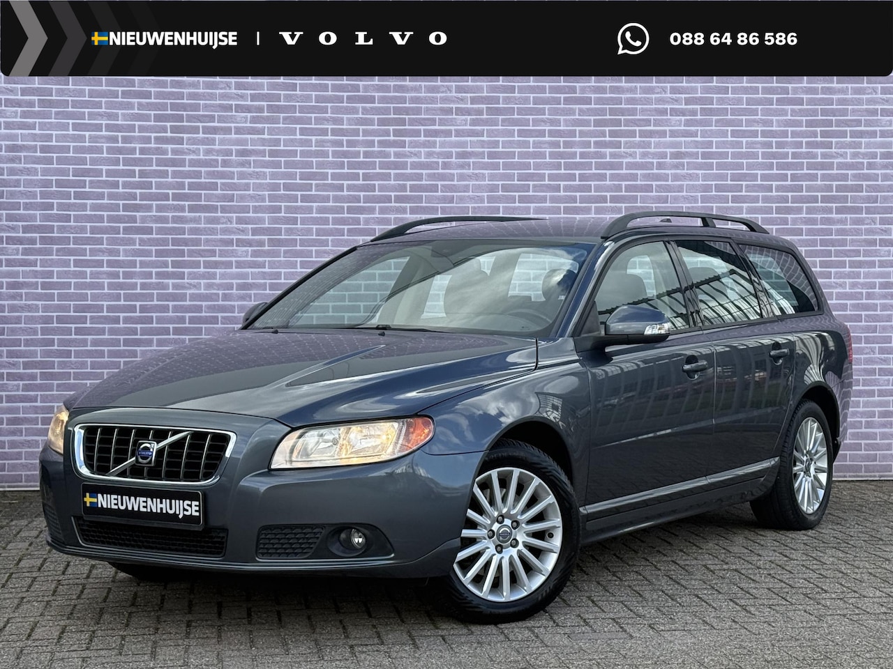 Volvo V70 - 2.5T Summum | Trekhaak | Stoelverwarming | Cruise Control | Climate Control | Roof Rails | - AutoWereld.nl