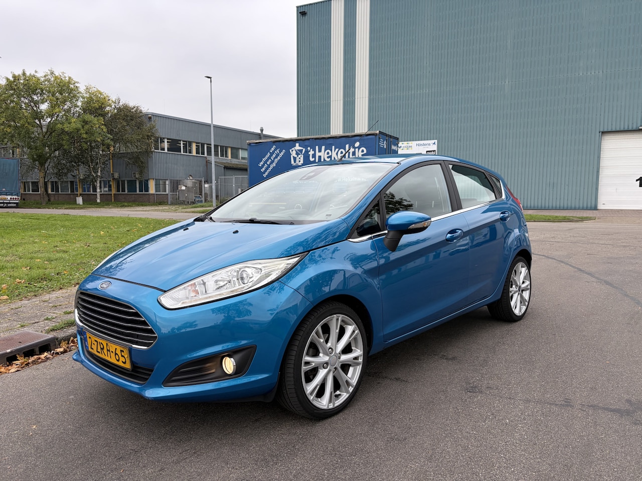 Ford Fiesta - 1.0i EcoBoost Titanium 5-Deurs 101 PK. Distributieriem en waterpomp vervangen bij 140.000 - AutoWereld.nl