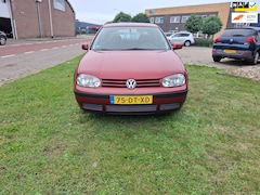 Volkswagen Golf - 1.4-16V Trendline