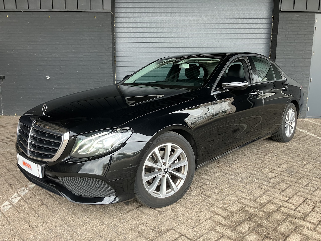 Mercedes-Benz E-klasse - 200 d XENON-LEDER-NAVI-LED - AutoWereld.nl
