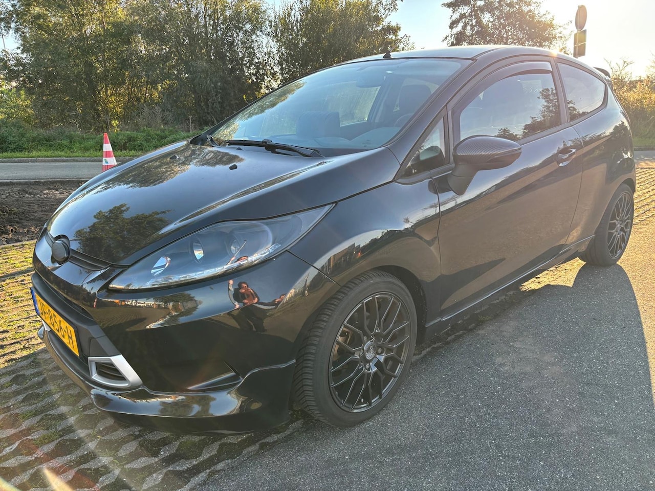 Ford Fiesta - 1.25 Trend / Airco / Elek - AutoWereld.nl
