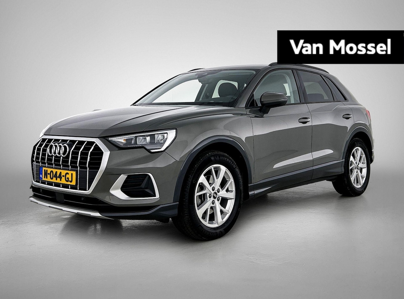 Audi Q3 - 35 TFSI S edition Automaat | Stoelverwarming | - AutoWereld.nl
